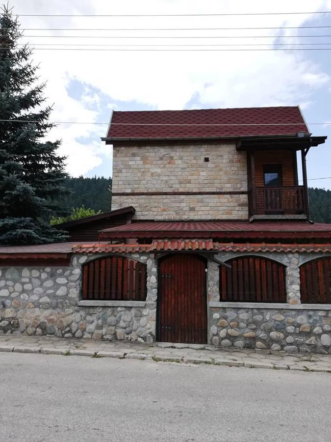 Guest House Diva Reka Beli Iskar Exterior photo