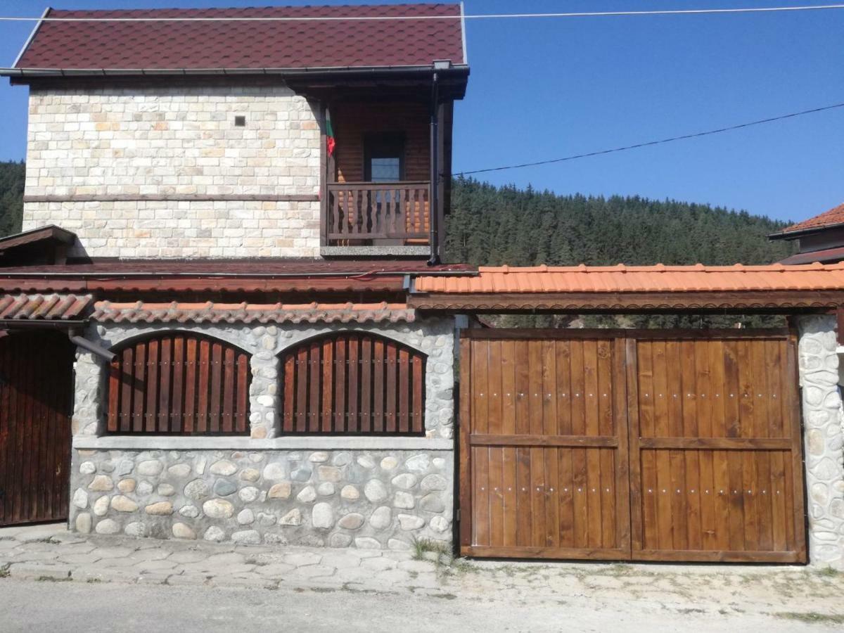 Guest House Diva Reka Beli Iskar Exterior photo